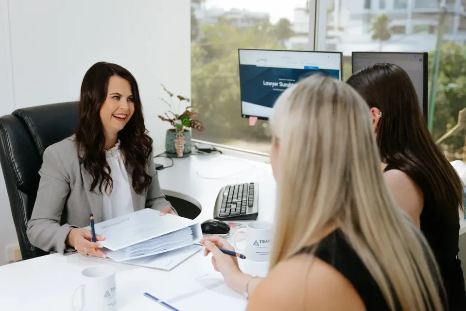 Female_Lawyer_v1